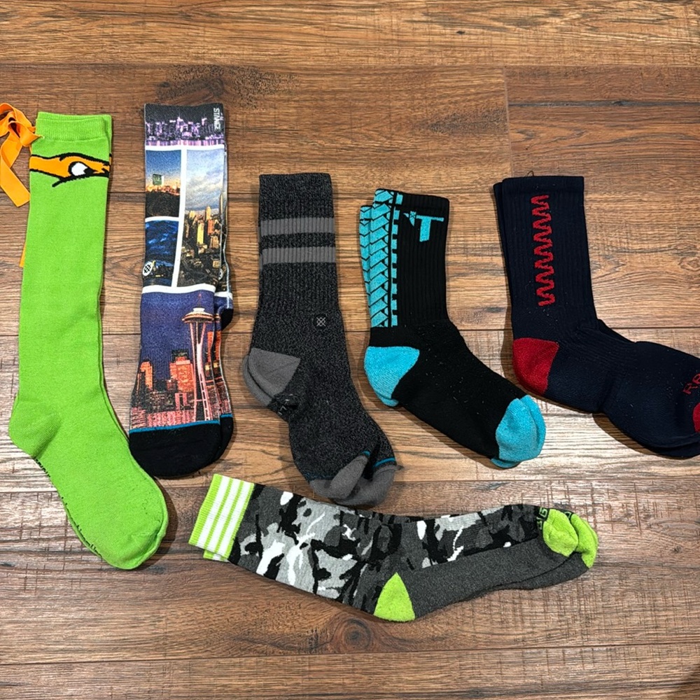 Adult (6 pair) sock crew lot sz: Large